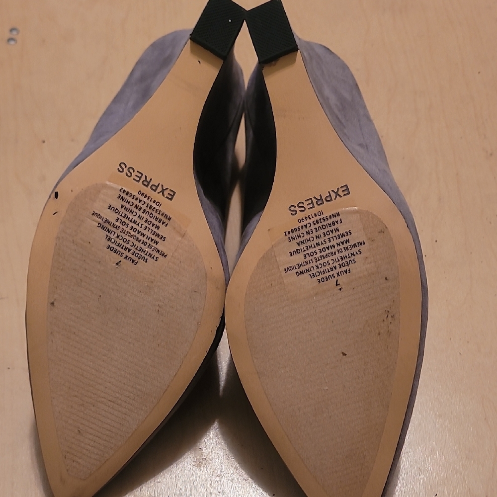 Express Women's Taupe Suede Wedges - Picture 4 of 4